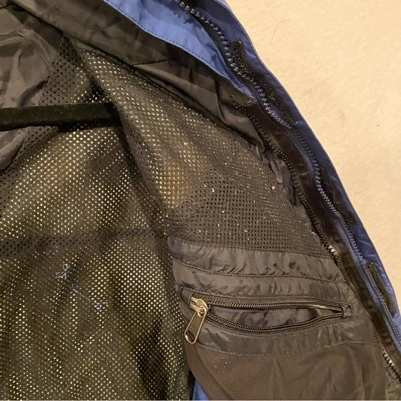 The North Face Summit Series Jacket - Picture 15 of 16